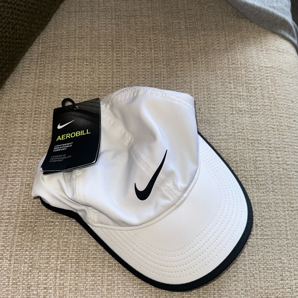 Nike Aerobill Hat NEW